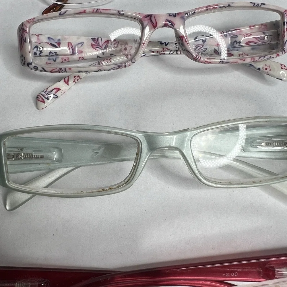 Eyeglasses Reading 3.00 Eyewear Glasses Eyeglass Frames Lot 5 One 2.50 Strength